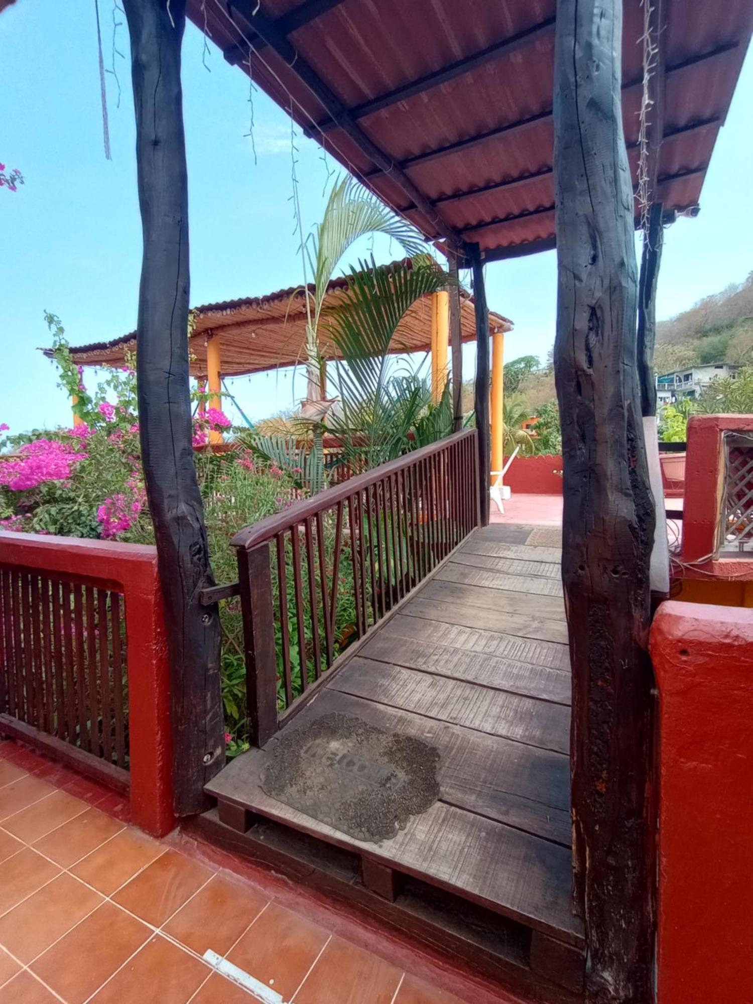 Hotel La Cabana Puerto Angel Exterior photo